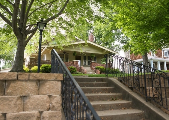 Image of house in St. Joseph, MO (credit: St. Joseph Chamber of Commerce).